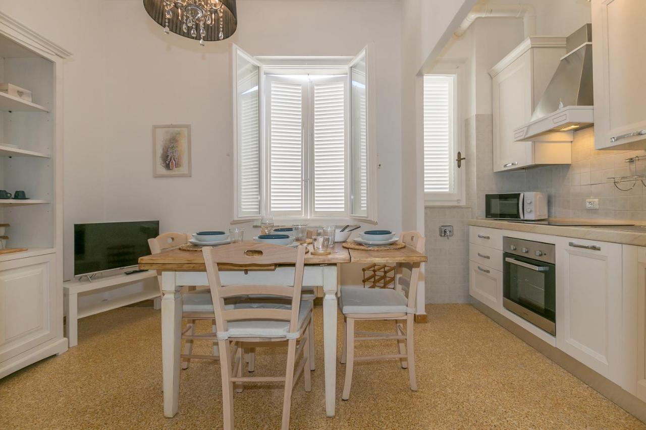 Brezza Marina Apartment Сан-Винченцо Экстерьер фото